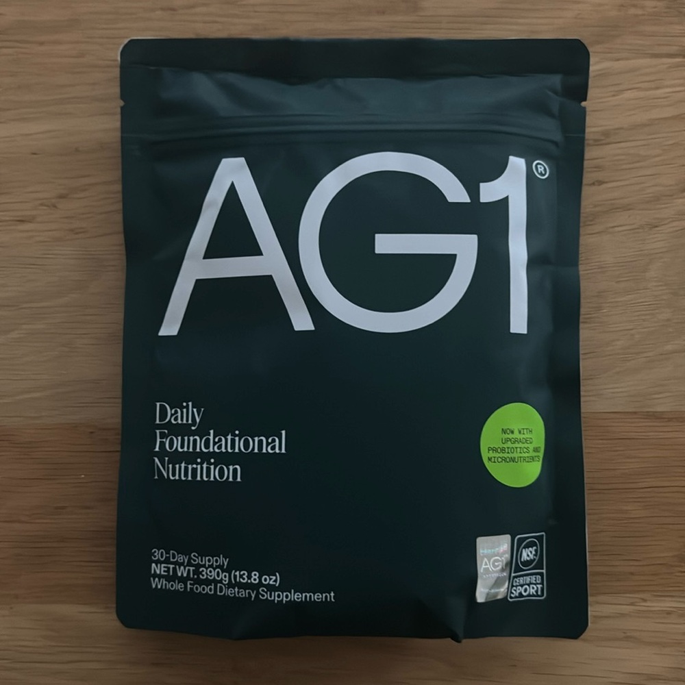 Brand new AG1 390g 13.8oz supplement exp 2026 Athletic Greens